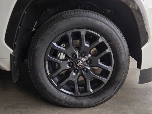 Certified 2026 Toyota Sequoia Platinum AWD/4WD image 5