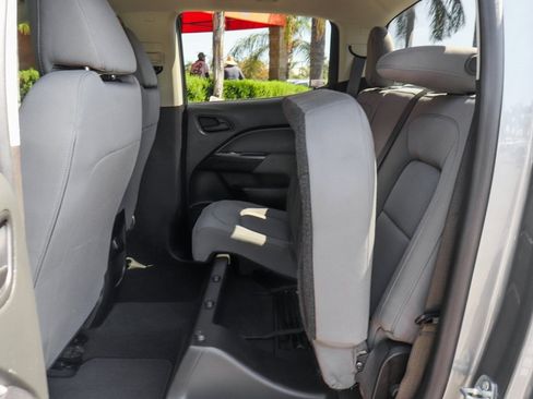 Used 2021 Chevrolet Colorado W/T w/ Custom Special Edition image 30