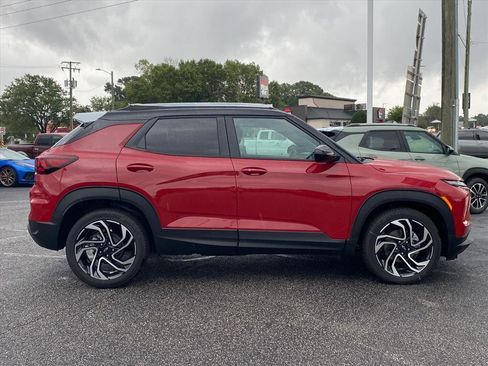 New 2026 Chevrolet TrailBlazer RS w/ Convenience Package image 2