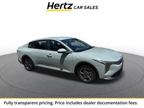 Used 2025 Kia K4 FWD image 1