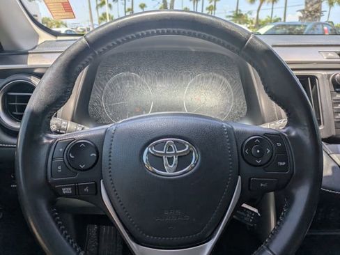 Used 2018 Toyota RAV4 Limited FWD image 30