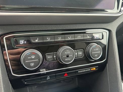 Used 2021 Volkswagen Atlas SEL w/ MDO Package (Bench Seat) image 40