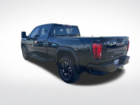 Used 2020 GMC Sierra 2500 AT4 w/ AT4 Premium Package AWD/4WD image 3