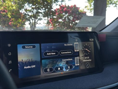 New 2025 Nissan Kicks SV image 22