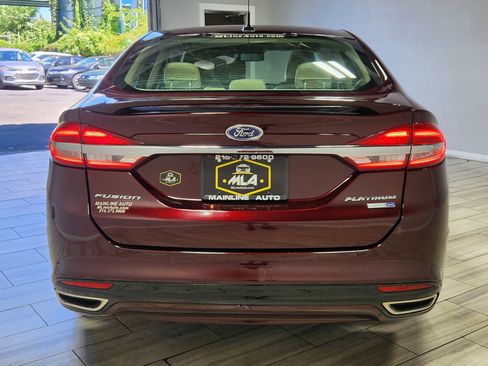 Used 2017 Ford Fusion Platinum image 4