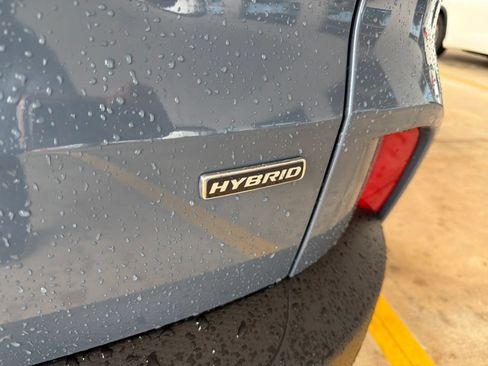 Used 2025 Ford Escape ST-Line w/ Equipment Group 301A FWD image 5