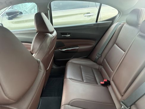 Used 2016 Acura TLX w/ Technology Package image 18