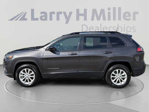Used 2022 Jeep Cherokee Latitude Lux AWD/4WD image 2