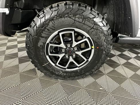 New 2026 Jeep Wrangler Unlimited Rubicon image 5