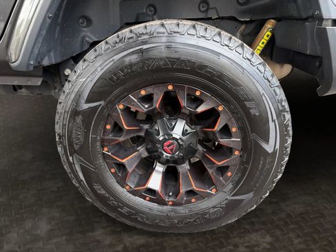 Used 2021 Jeep Wrangler Unlimited Sport AWD/4WD image 38
