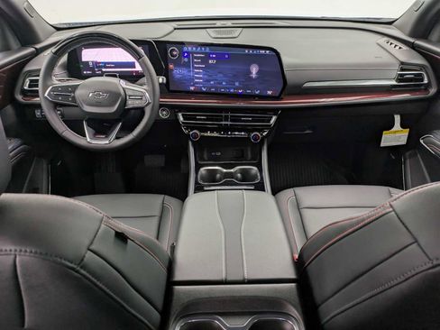 New 2026 Chevrolet Traverse Z71 w/ Enhanced Driving Package image 16