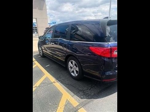 Used 2019 Honda Odyssey EX-L image 3