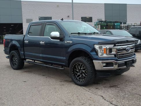 Used 2019 Ford F150 XLT image 2