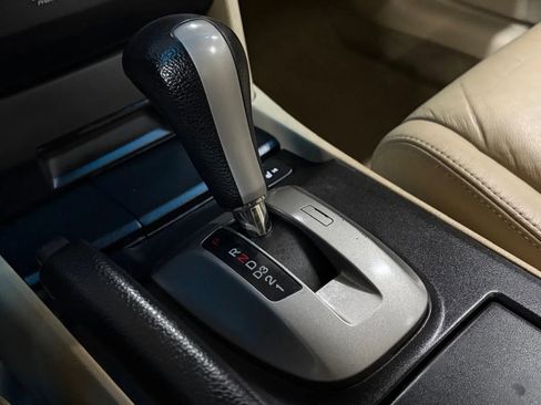 Used 2010 Honda Accord EX-L image 35