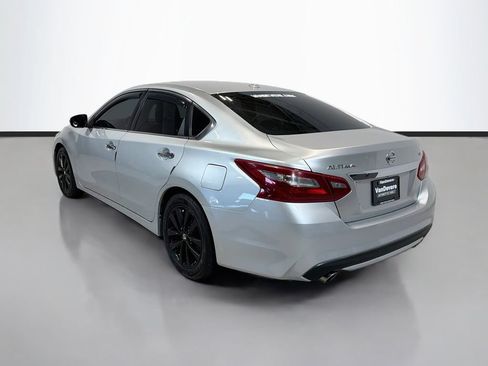 Used 2018 Nissan Altima 2.5 SL FWD image 7