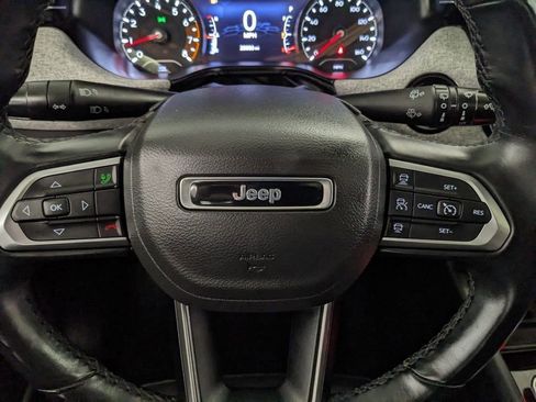 Used 2022 Jeep Compass Latitude w/ Sun and Sound Group AWD/4WD image 16