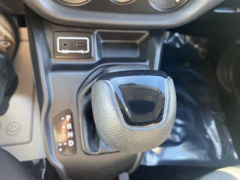 Used 2020 RAM ProMaster City Tradesman image 15