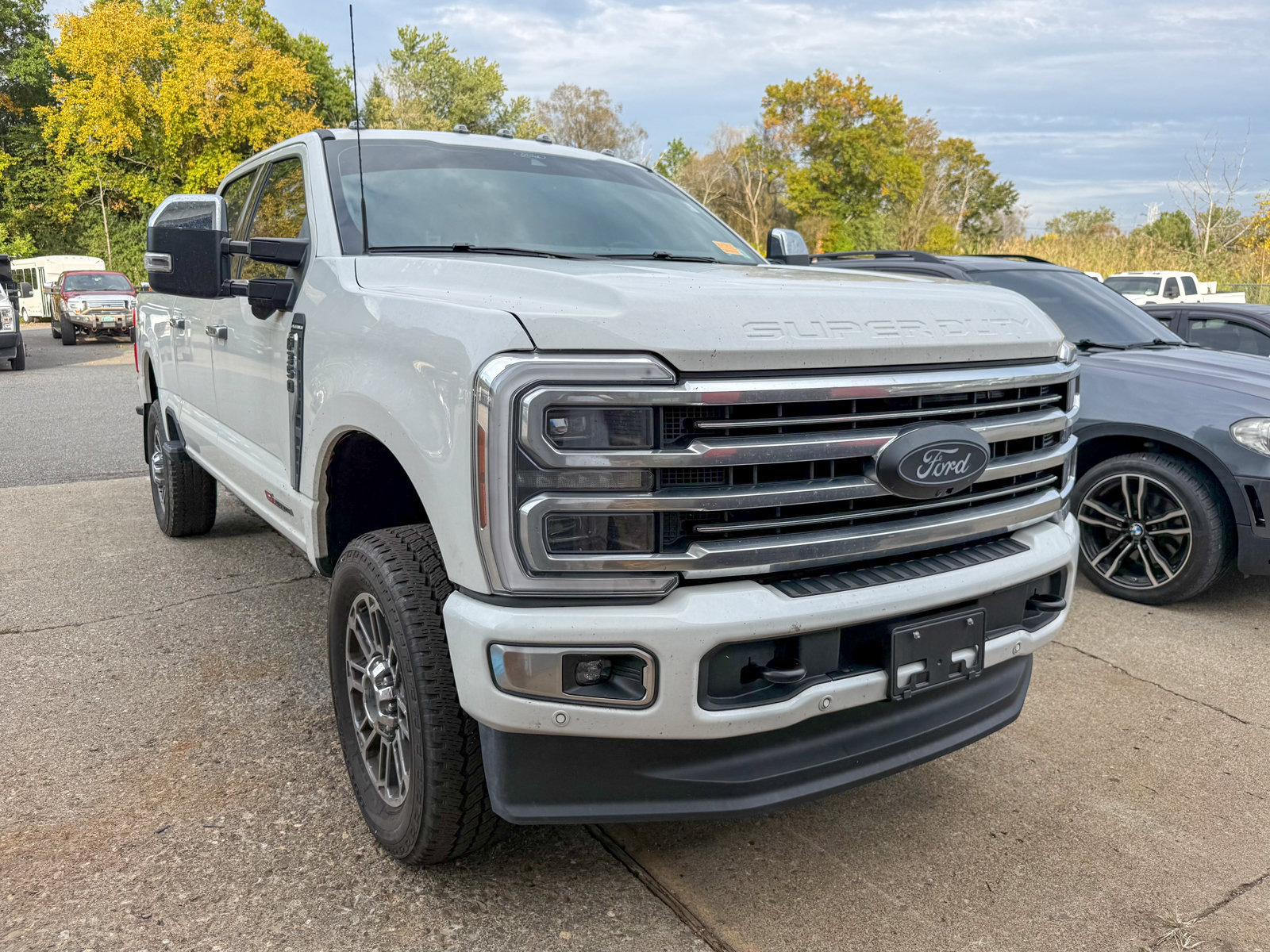 Certified 2025 Ford F350 Platinum w/ Platinum Plus Package AWD/4WD image 1