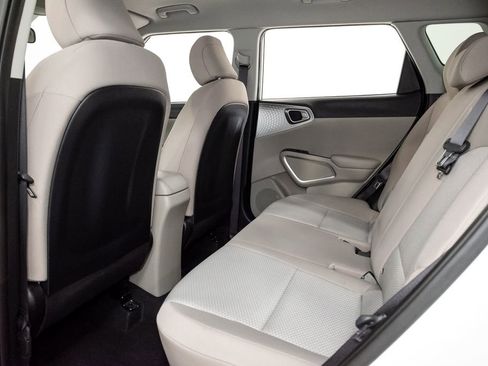 Certified 2020 Kia Soul LX FWD image 9