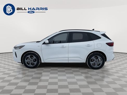 Used 2023 Ford Escape ST-Line Select image 23