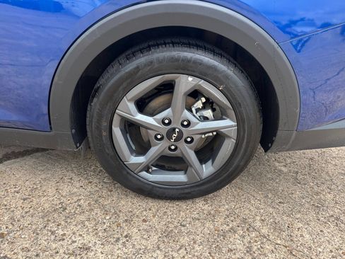 Used 2025 Kia K4 FWD image 29