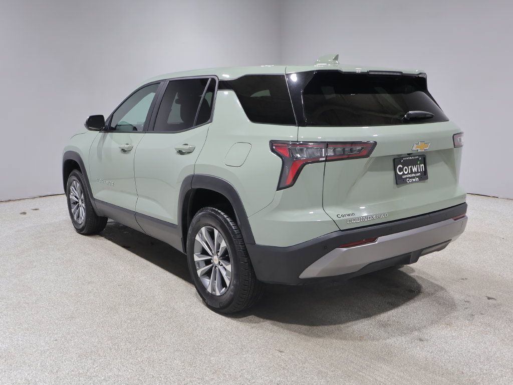 Used 2025 Chevrolet Equinox LT AWD/4WD image 5