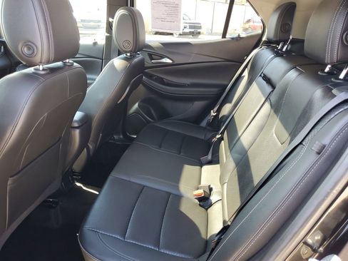 Certified 2023 Buick Encore GX Essence w/ Advanced Technology Package AWD/4WD image 9