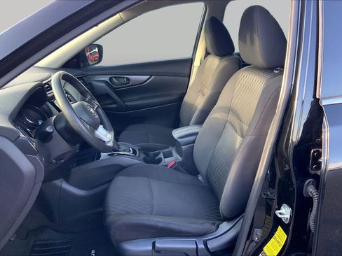 Used 2020 Nissan Rogue S FWD image 8
