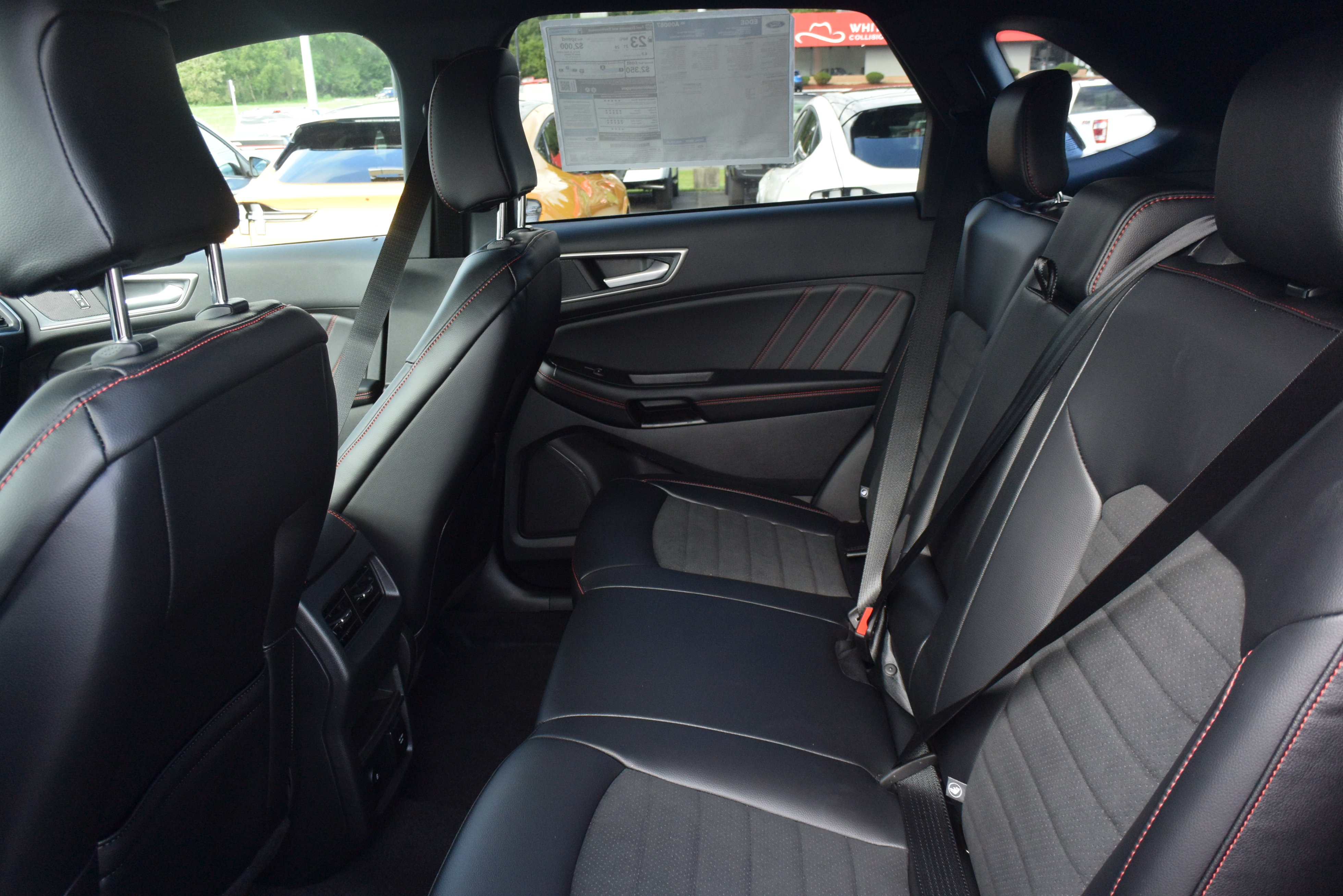 Used 2024 Ford Edge ST-Line AWD/4WD image 13