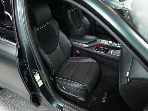 Used 2023 Genesis GV70 3.5T Sport image 18