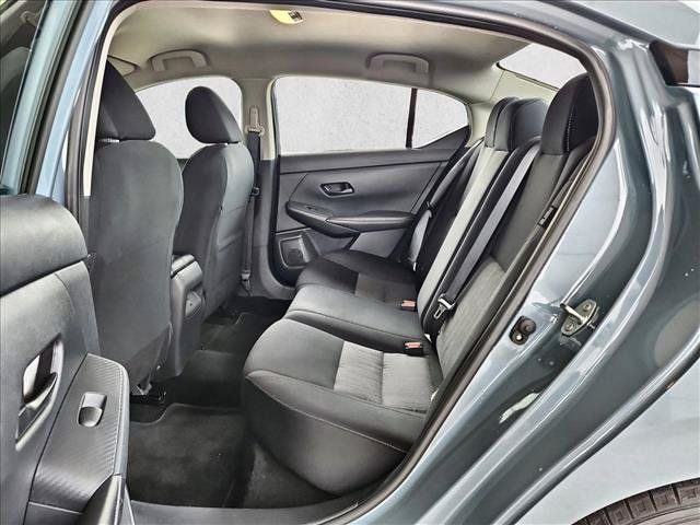 Used 2025 Nissan Sentra SV FWD image 18