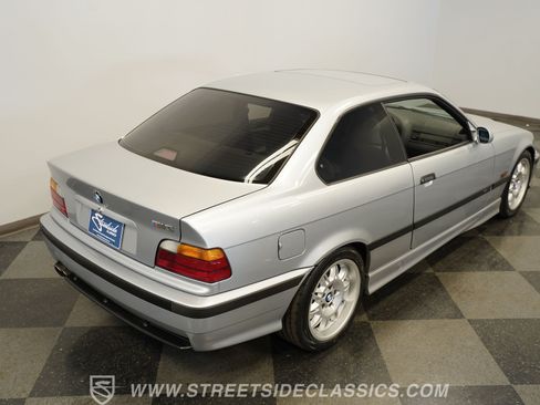 Used 1996 BMW M3 Coupe RWD image 29