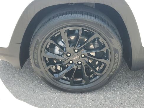 Certified 2023 GMC Terrain SLE FWD image 11