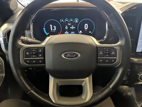 Used 2021 Ford F150 Lariat image 17