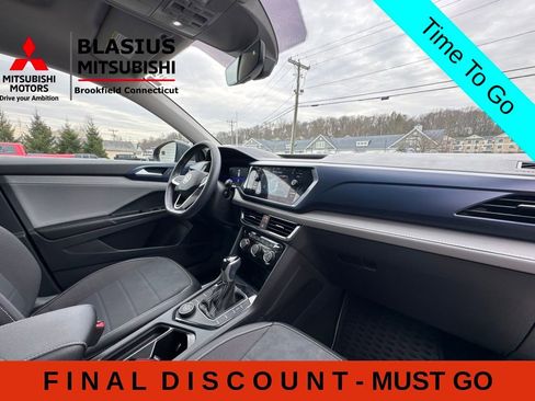 Used 2023 Volkswagen Taos SE AWD/4WD image 17