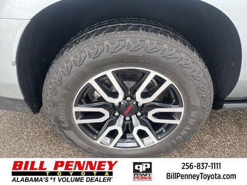 Used 2024 GMC Yukon XL AT4 w/ AT4 Premium Plus Package image 14