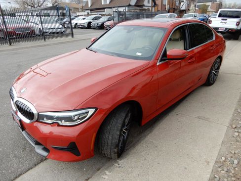 Used 2020 BMW 330i xDrive Sedan w/ Convenience Package image 8