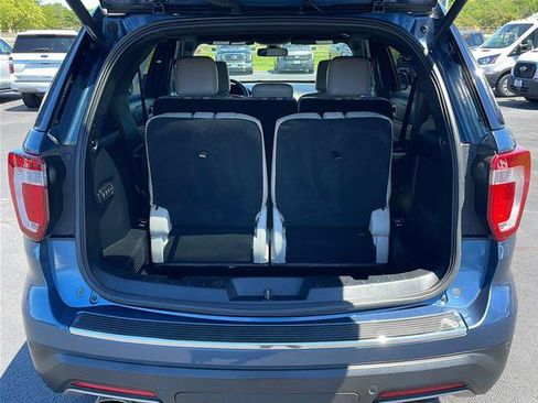 Certified 2018 Ford Explorer Limited w/ Equipment Group 301A AWD/4WD image 27