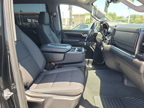 Used 2022 Chevrolet Silverado 1500 LT RWD image 18