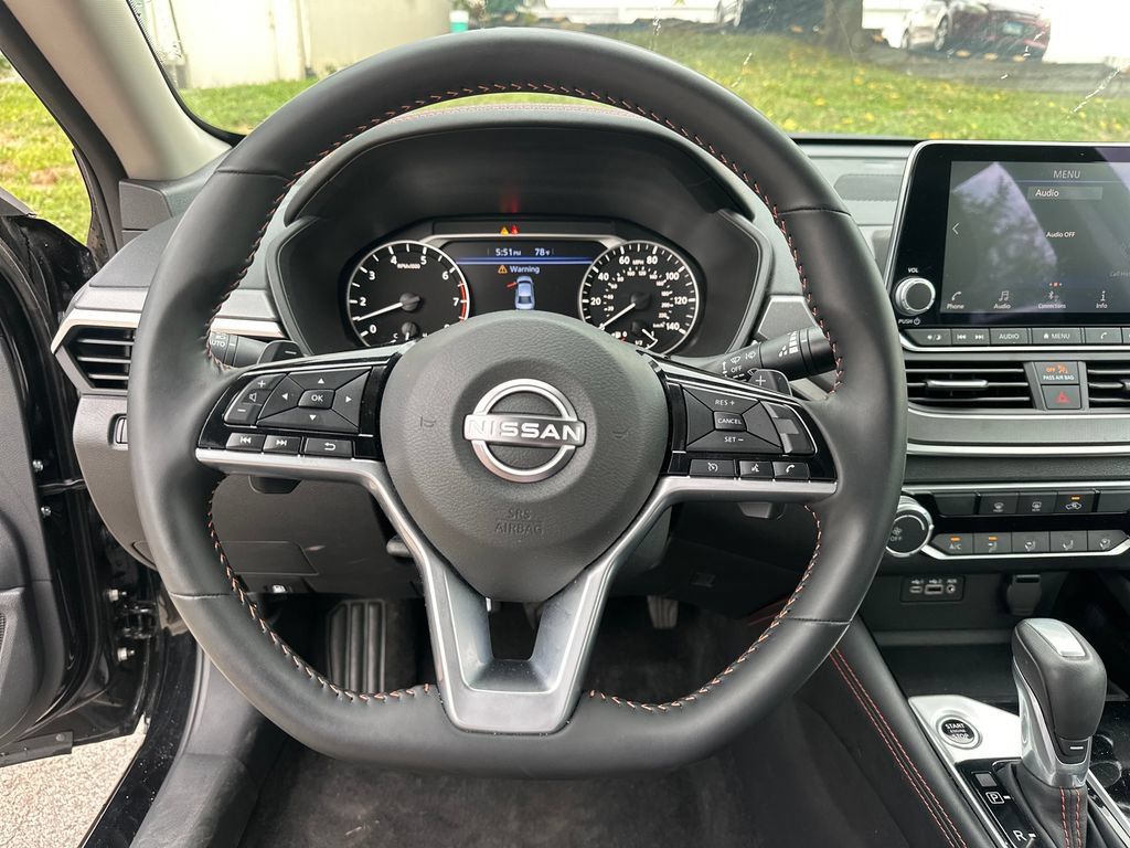 Certified 2025 Nissan Altima 2.5 SR AWD/4WD image 10