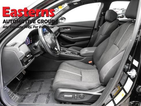 Used 2025 Honda Accord Sport image 15