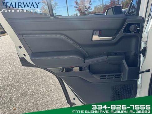 Used 2025 Toyota 4Runner Limited image 30