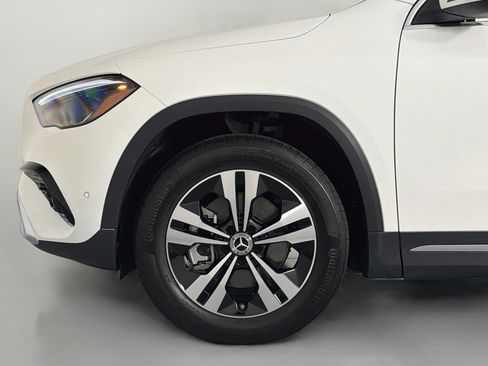 Certified 2025 Mercedes-Benz GLA 250 image 11