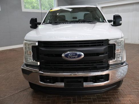 Used 2017 Ford F250 XL w/ Power Equipment Group AWD/4WD image 2