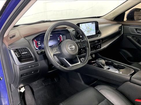 Used 2022 Nissan Rogue Platinum w/ Head-Up Display Package FWD image 18
