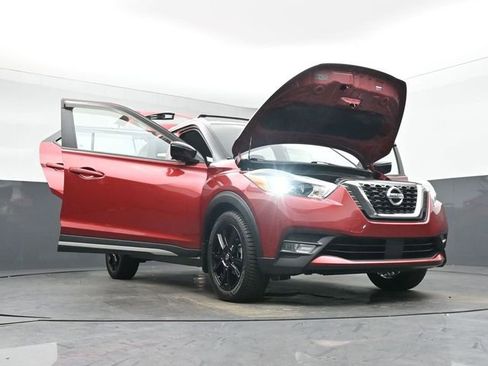 Used 2020 Nissan Kicks SR w/ SR Premium Package image 45