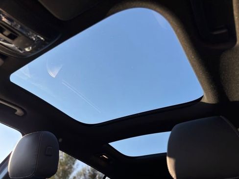 Used 2024 Mercedes-Benz GLB 250 4MATIC image 83