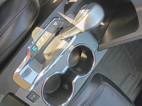 Used 2015 Chevrolet Equinox LTZ image 18