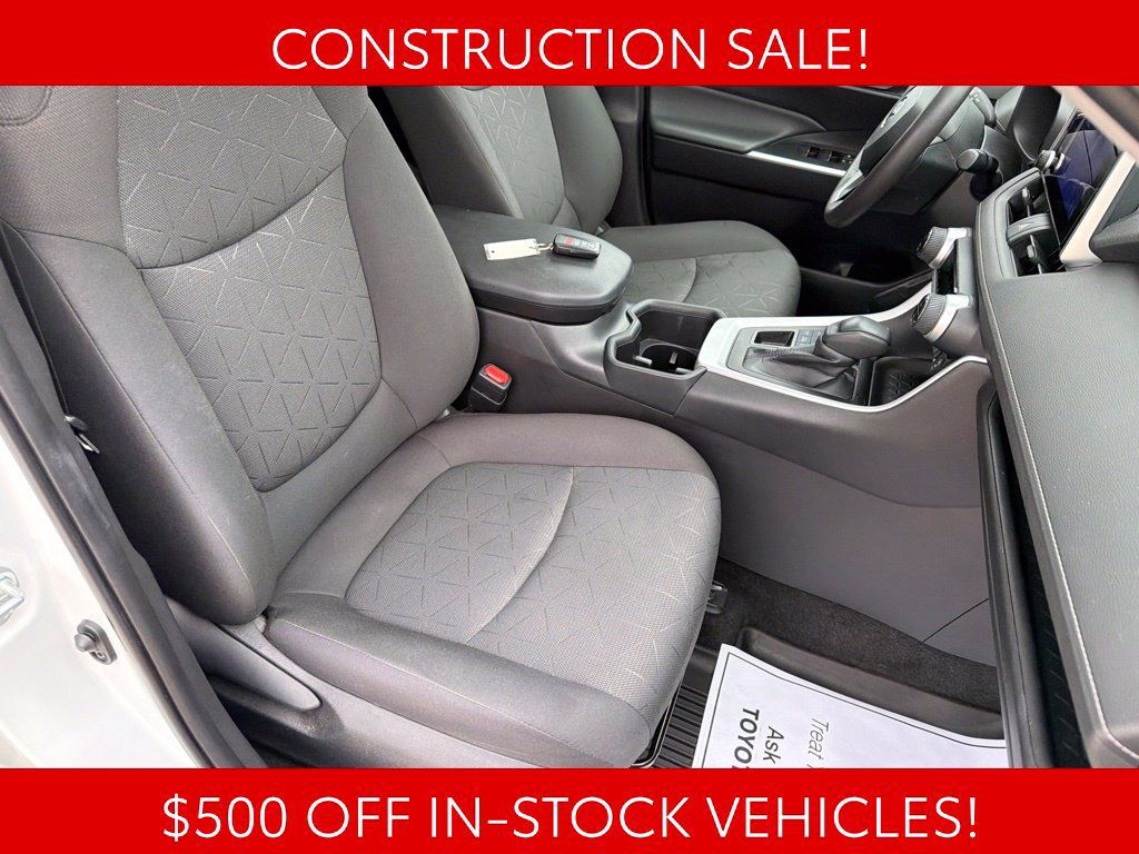 Used 2023 Toyota RAV4 XLE w/ Convenience Package AWD/4WD image 22