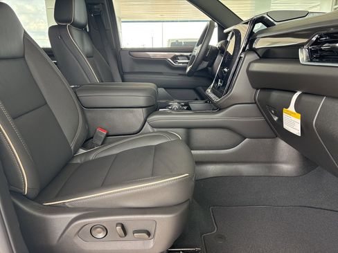 New 2026 GMC Yukon Elevation image 23